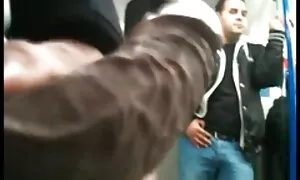 Le pompino violento piaceva davvero.