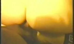 Giovane in un striscia casa video pompini italiani